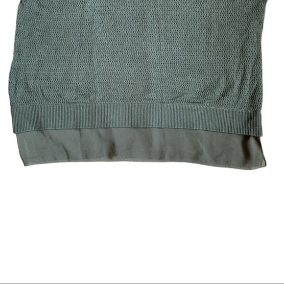Ann Taylor petite size LP Forest green knit mesh - Picture 3 of 8